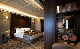 Tonight Hotel Port